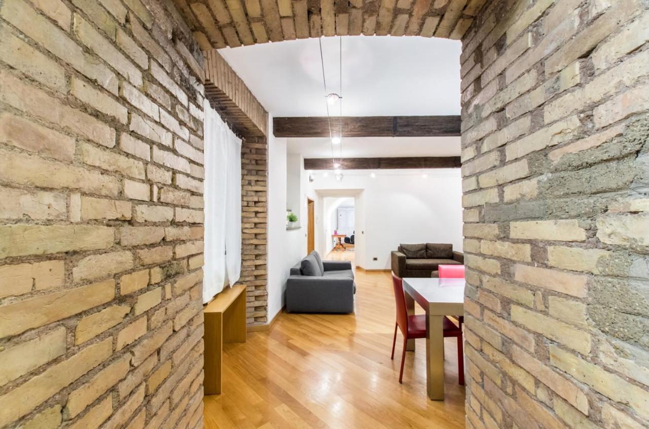 My Pantheon Apartment *